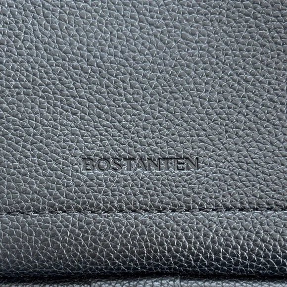 Classic Women's Handbag Set - Picture 5 of 16